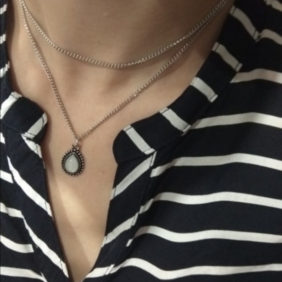 Double Layer Necklace - Picture 2 of 6